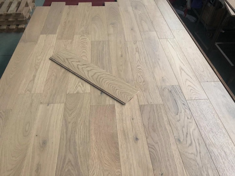 European White Oak Engineered Hardwood