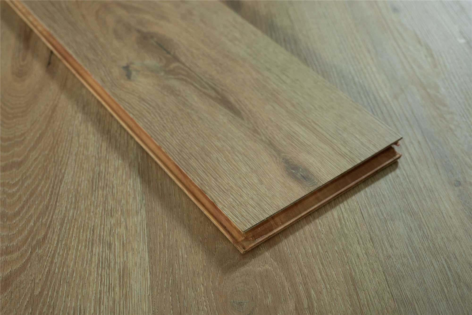 New patented product-Resilient/Elastic wood flooring